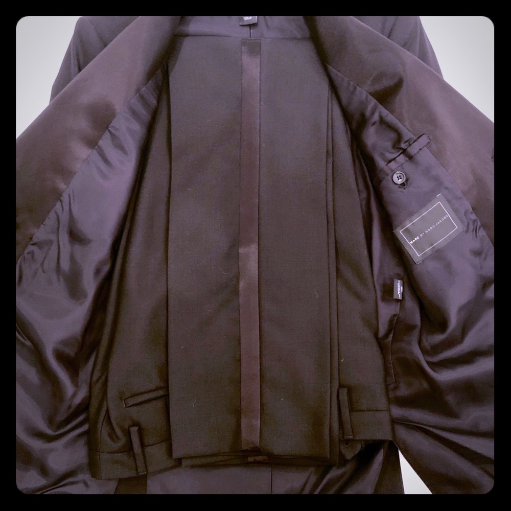 Marc Jacobs tuxedo. Medium jkt 32/x34 pant